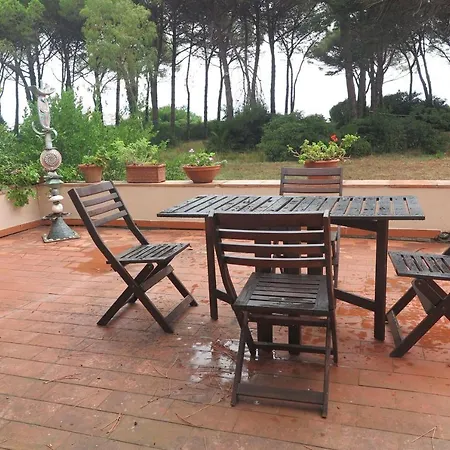 Сasa de vacaciones Villa-eucalipti-am-meer-und-im-gruenen-pinienwald Portoferraio